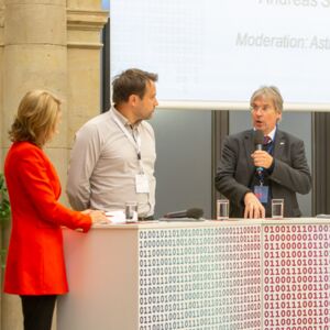 Diskussion in Panel 1 zum Thema KI in der Forschung