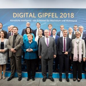 Regierungsmitglieder und Leiter der Gipfel-Plattformen © BMWi/BILDKRAFTWERK