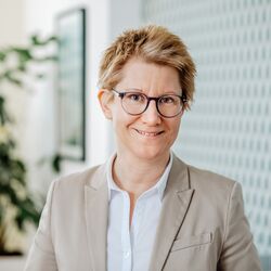 Porträt von Jasmin Markhof